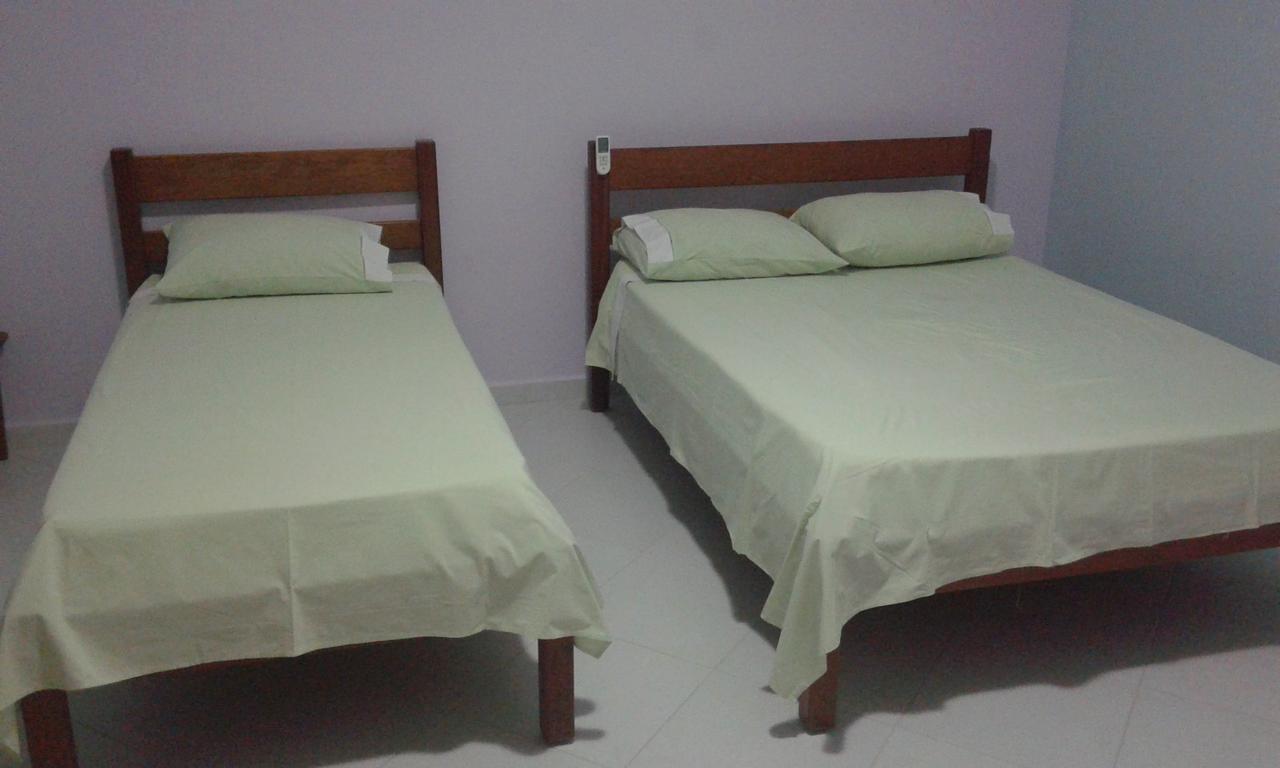 Suites Ubatuba Praia Da Lagoinha エクステリア 写真