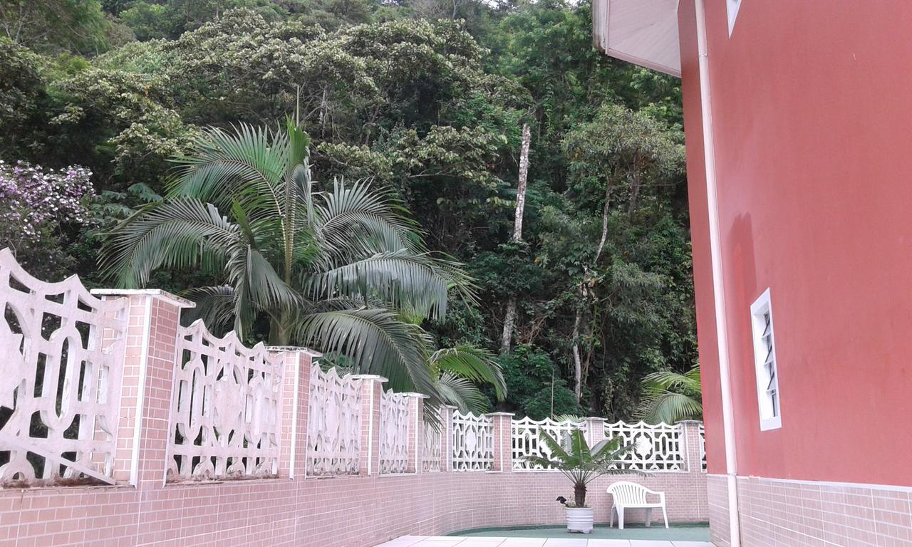 Suites Ubatuba Praia Da Lagoinha エクステリア 写真